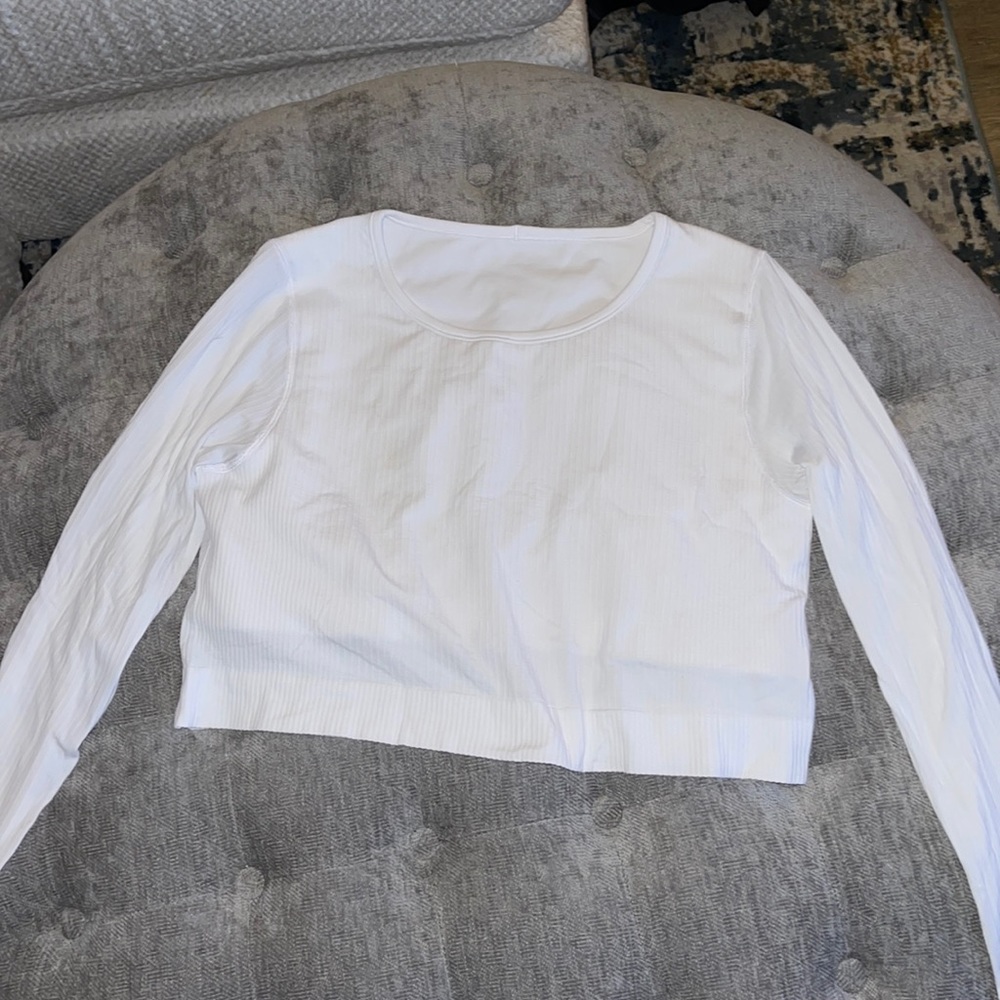 lululemon crop top